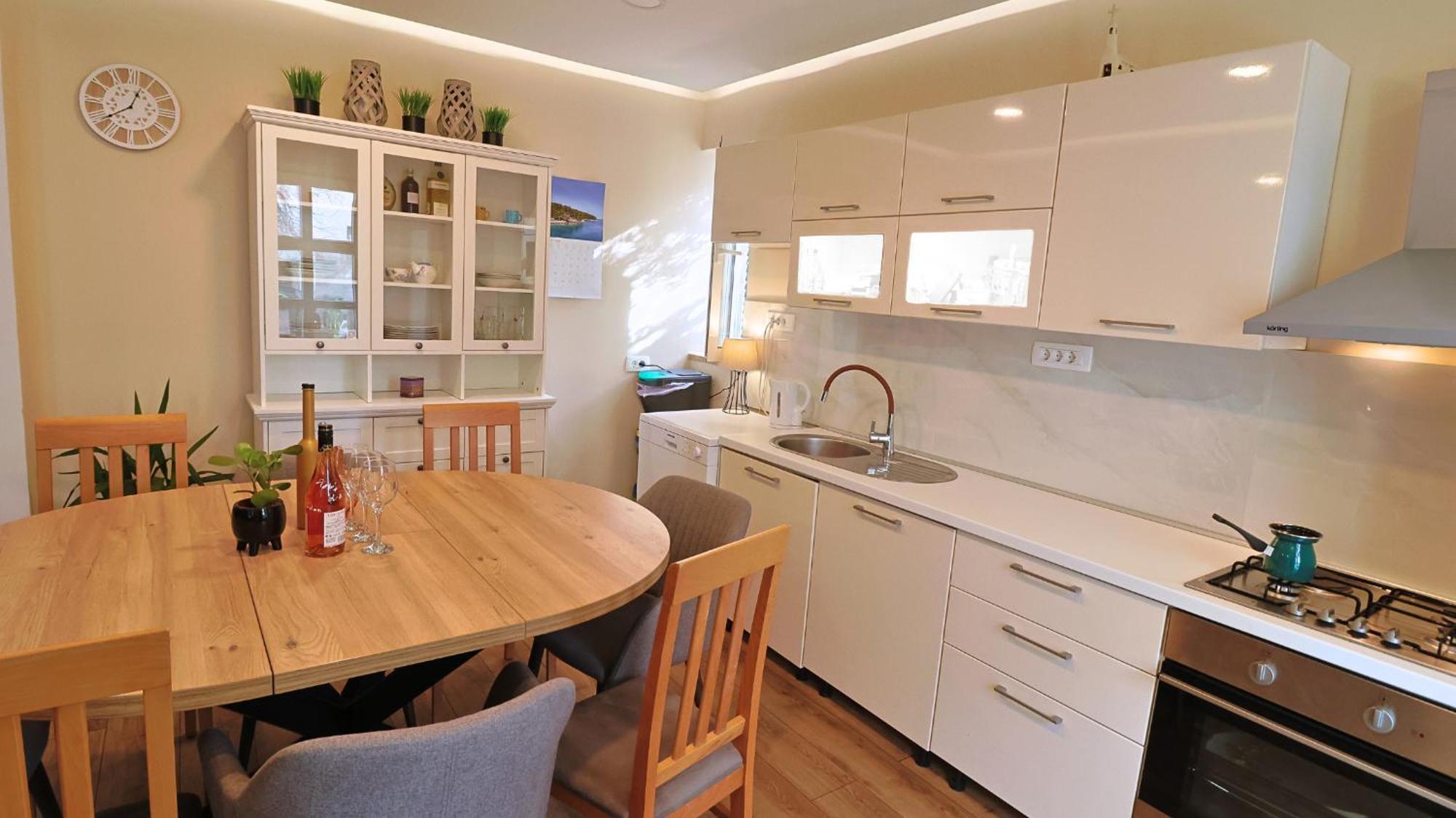 Central Single House With Parking-Top Location! Novalja Eksteriør bilde